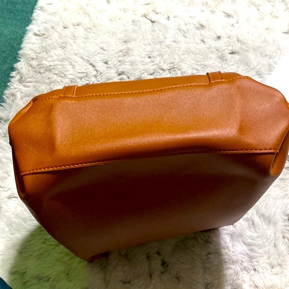 NWT Henny & Lev Danielle Tote-Cognac - Picture 14 of 15